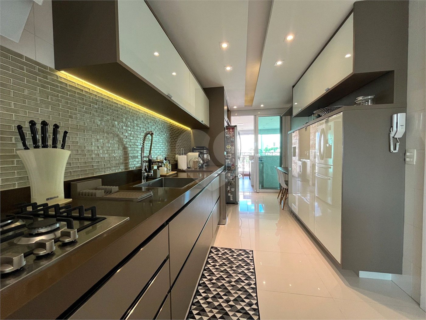 Apartamento à venda com 3 suítes em Santa Teresinha, São Paulo, SP