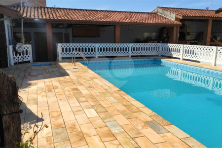 Casa Térrea para alugar com 3 quartos, sendo 1 suíte, em Jardim Alvinópolis, Atibaia, SP