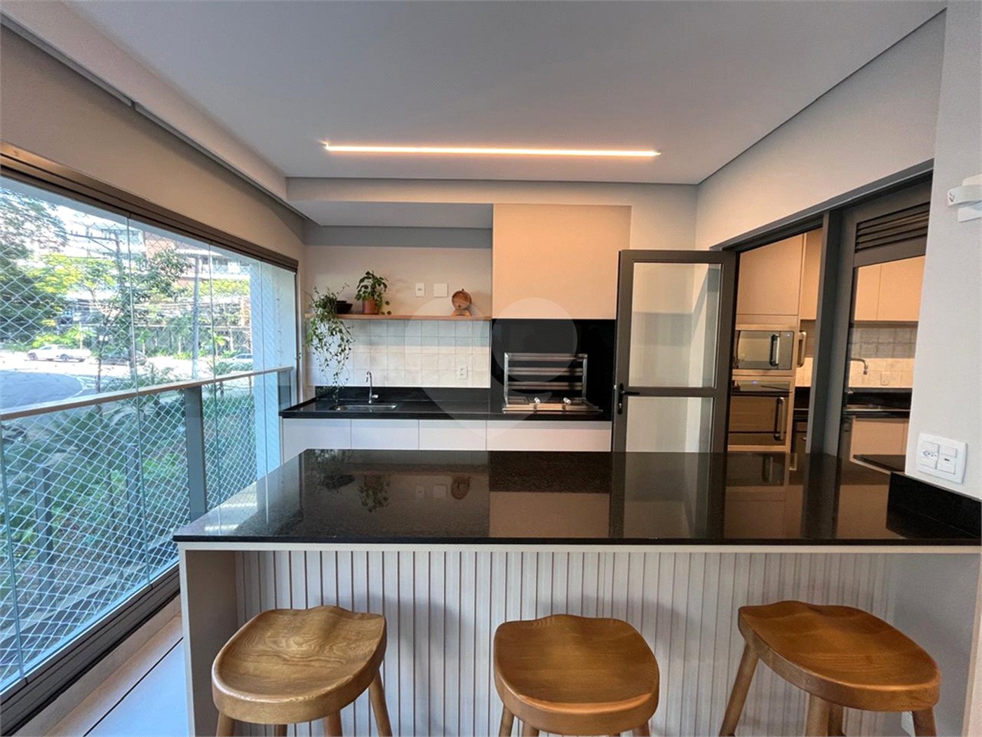 Apartamento à venda com 4 quartos, sendo 2 suítes, em Sumaré, São Paulo, SP