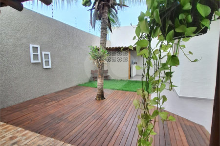 Casa à venda com 3 suítes, em Orla Norte, Porto Seguro, BA