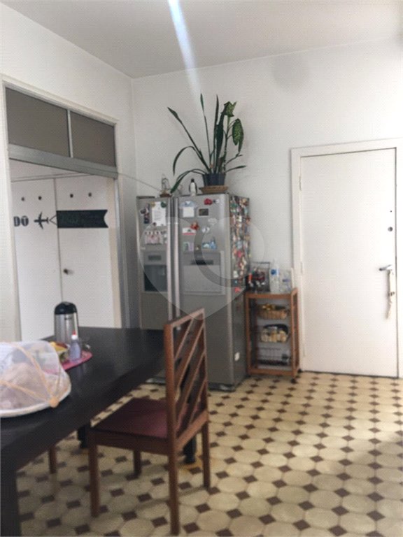 Apartamento à venda com 3 quartos, sendo 1 suíte, em Santa Cecília, São Paulo, SP