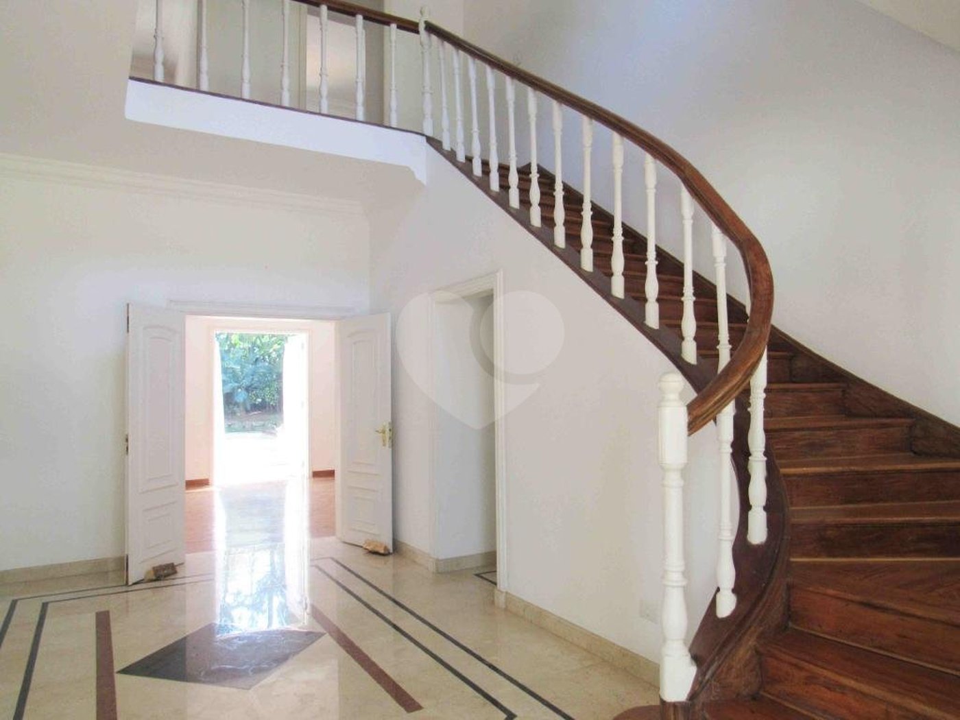 Casa à venda com 4 suítes no condomínio Chácara Flora, São Paulo - SP