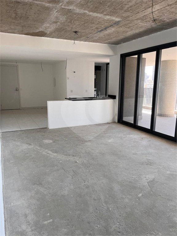 Apartamento à venda com 3 suítes em Pinheiros, São Paulo, SP