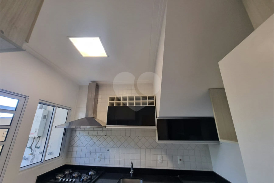 Sobrado à venda com 3 quartos, sendo 1 suíte,  em Jardim Belizário, Cotia, SP