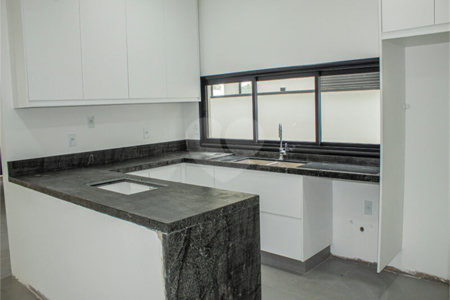 Casa à venda com 3 suítes no condomínio Residencial Central Parque, Salto - SP