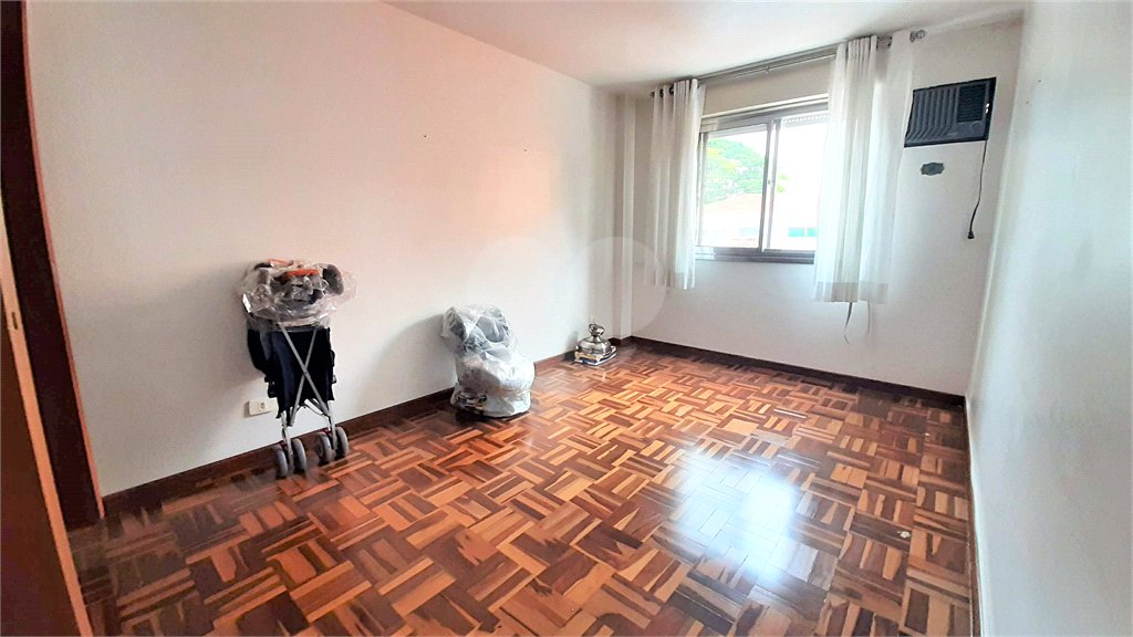 Casa à venda com 3 quartos, sendo 1 suíte, em Chácara Santo Antônio (zona Sul), São Paulo, SP