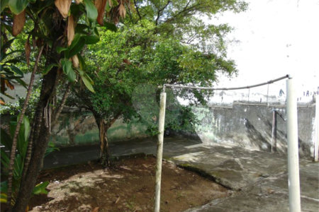 Sobrado à venda com 3 quartos, sendo 1 suíte, em Alto da Lapa, São Paulo, SP