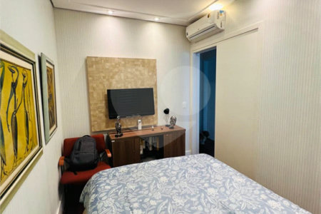 Apartamento à venda com 3 quartos, sendo 1 suíte, em Alto da Boa Vista, São Paulo, SP