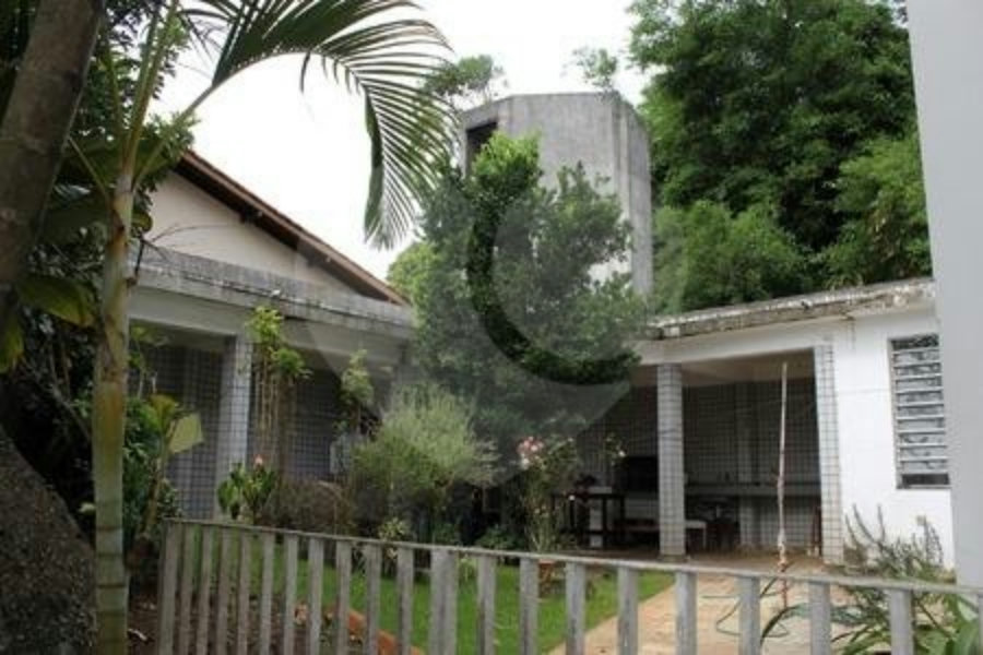 Casa à venda com 4 suítes em Tremembé, São Paulo, SP