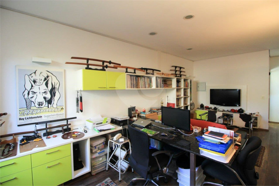 Casa à venda ou para alugar com 5 quartos, sendo 3 suítes,  em Vila Madalena, São Paulo, SP