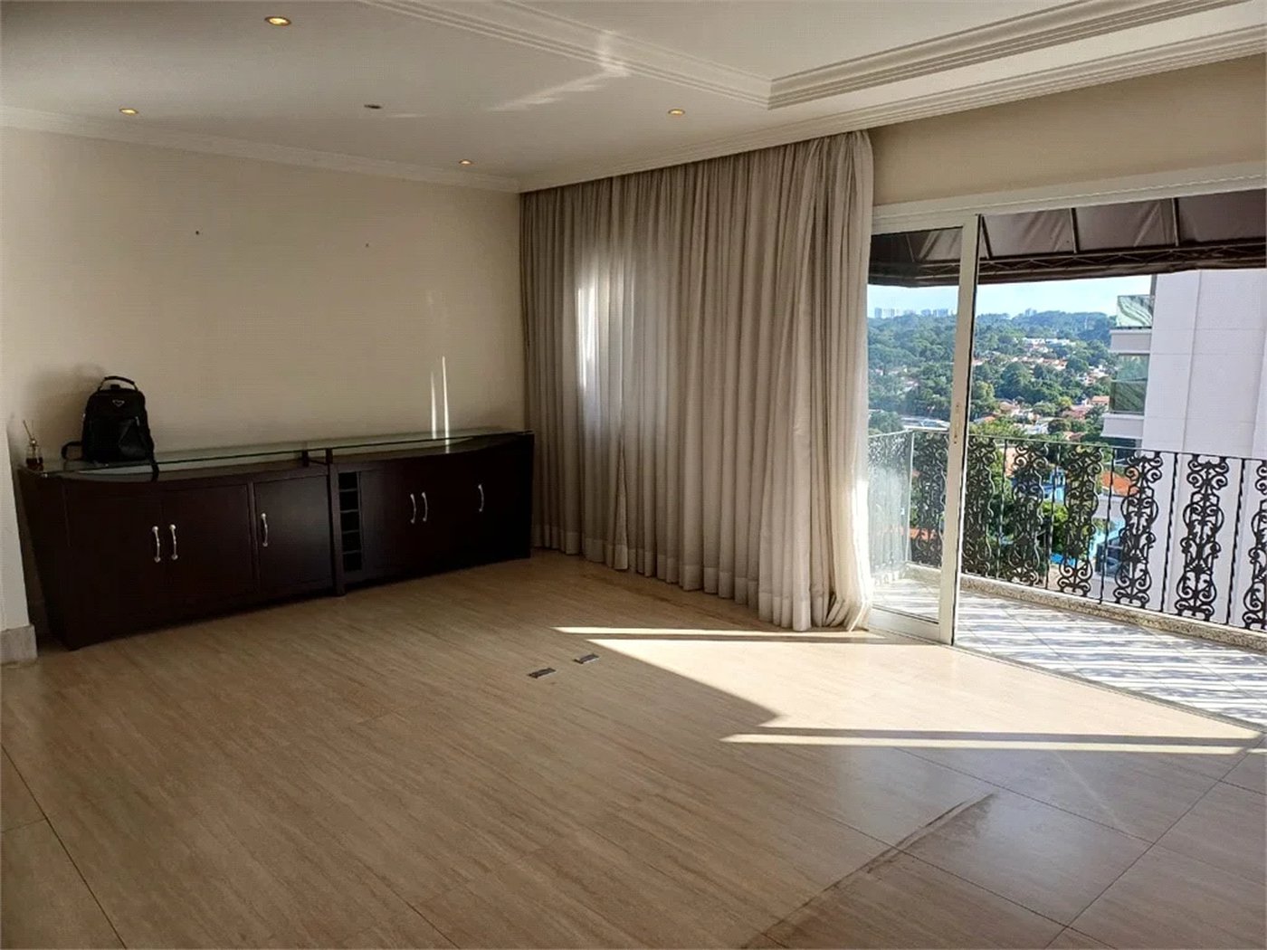 Apartamento à venda com 3 quartos, sendo 1 suíte,  em Brooklin Paulista, São Paulo, SP