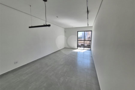 Sobrado à venda com 3 quartos, sendo 1 suíte, em Cidade dos Bandeirantes, São Paulo, SP
