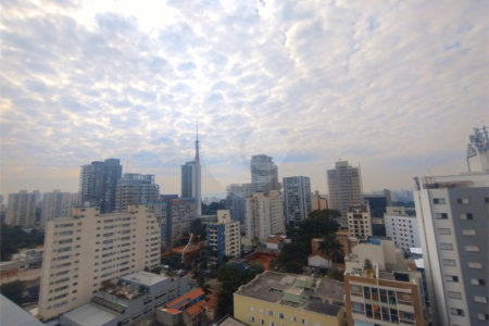 Apartamento à venda ou para alugar com 1 quarto em Cerqueira César, São Paulo, SP
