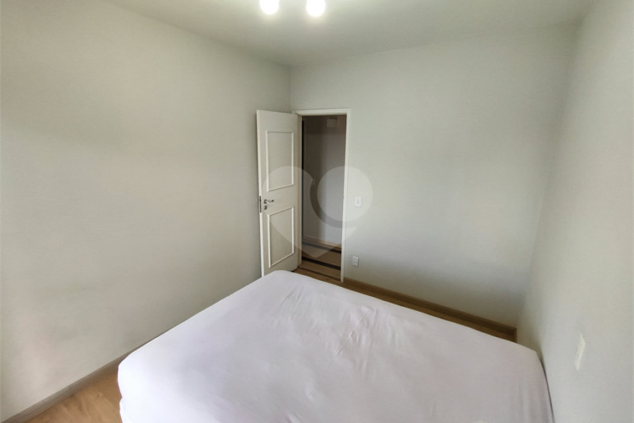 Apartamento à venda com 3 quartos, sendo 1 suíte,  em Vila Ester (zona Norte), São Paulo, SP