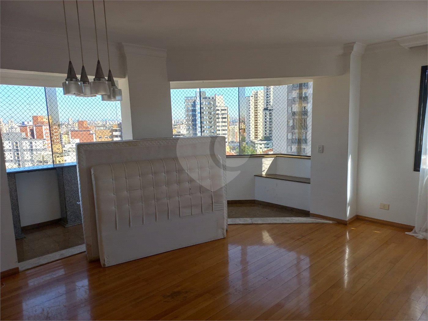 Apartamento à venda com 3 quartos, sendo 2 suítes, em Santana, São Paulo, SP