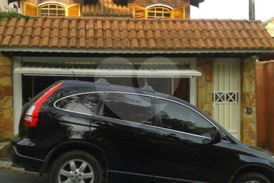 Sobrado à venda com 3 quartos, sendo 2 suítes, em Guaianazes, São Paulo, SP