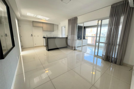 Apartamento à venda com 3 quartos, sendo 1 suíte, em Pinheiros, São Paulo, SP
