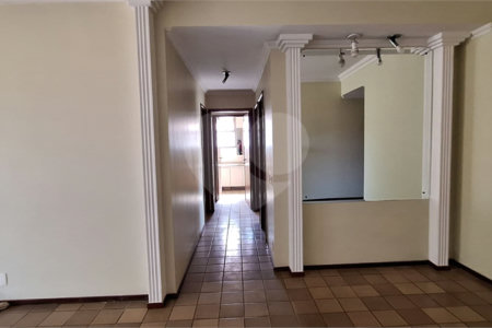Apartamento à venda com 3 quartos, sendo 1 suíte,  no Centro, Ribeirão Preto, SP