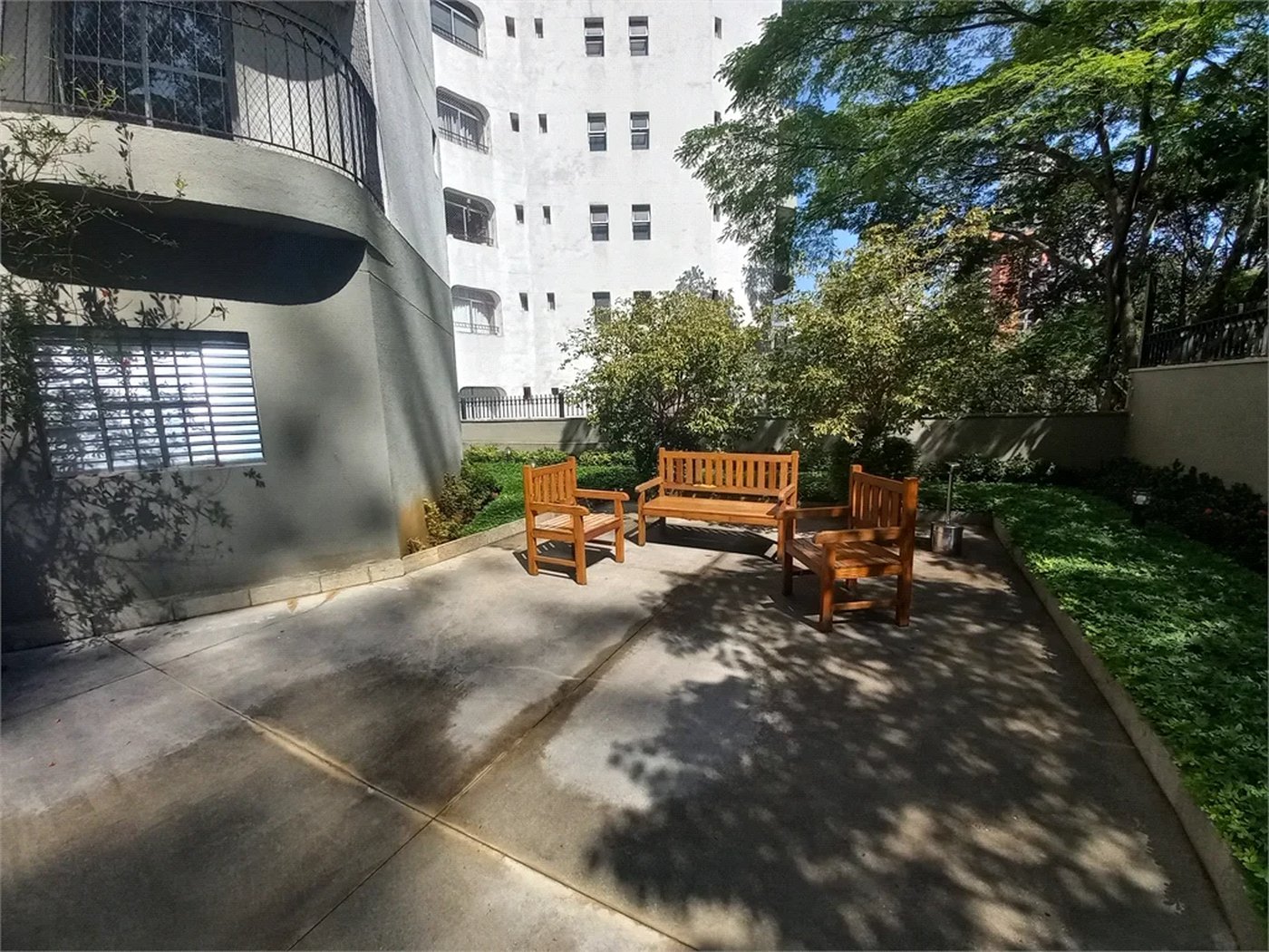 Apartamento à venda com 3 quartos, sendo 1 suíte,  em Vila Andrade, São Paulo, SP