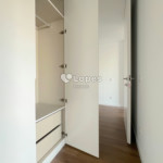 Apartamento T2 à venda em Águas Santas, Maia, Portugal – Varanda e garagem