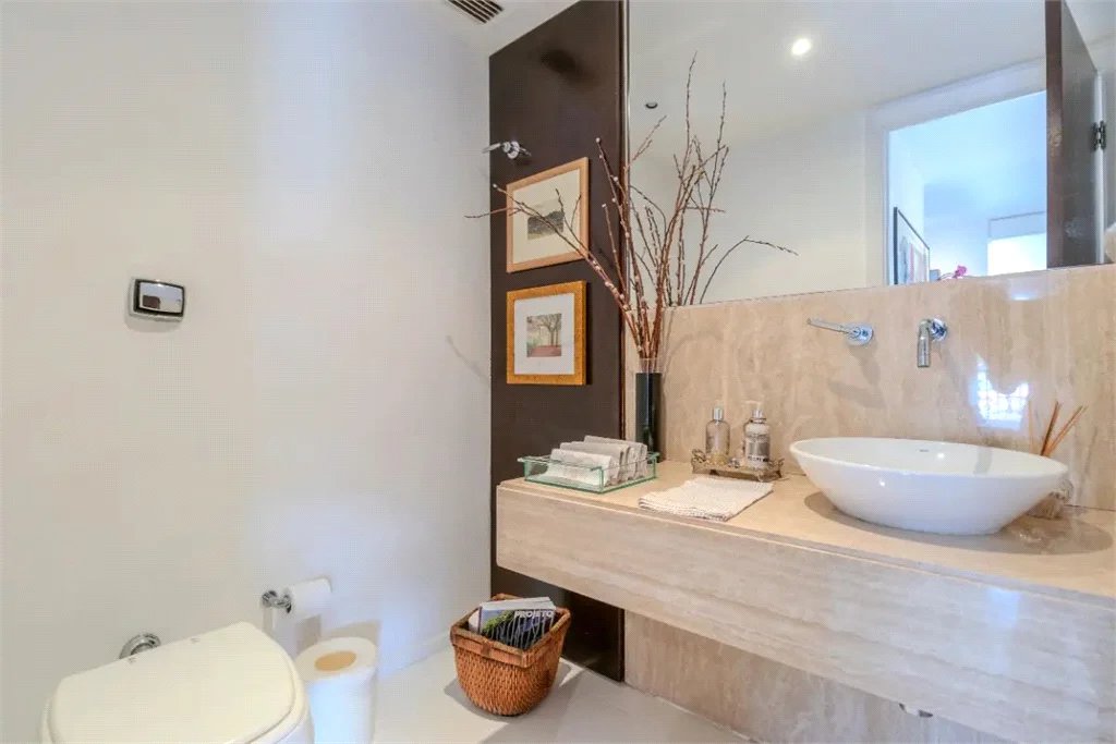 Apartamento à venda com 3 suítes em Vila Morumbi, São Paulo, SP
