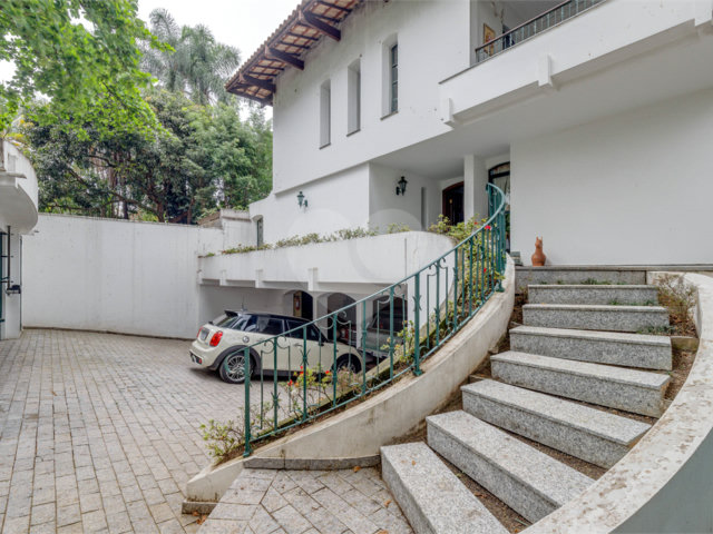 Casa à venda ou para alugar com 4 suítes em Brooklin Velho, São Paulo, SP