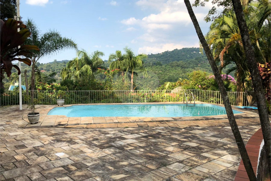 Casa à venda com 3 quartos, sendo 1 suíte,  em Serra da Cantareira, Mairiporã, SP