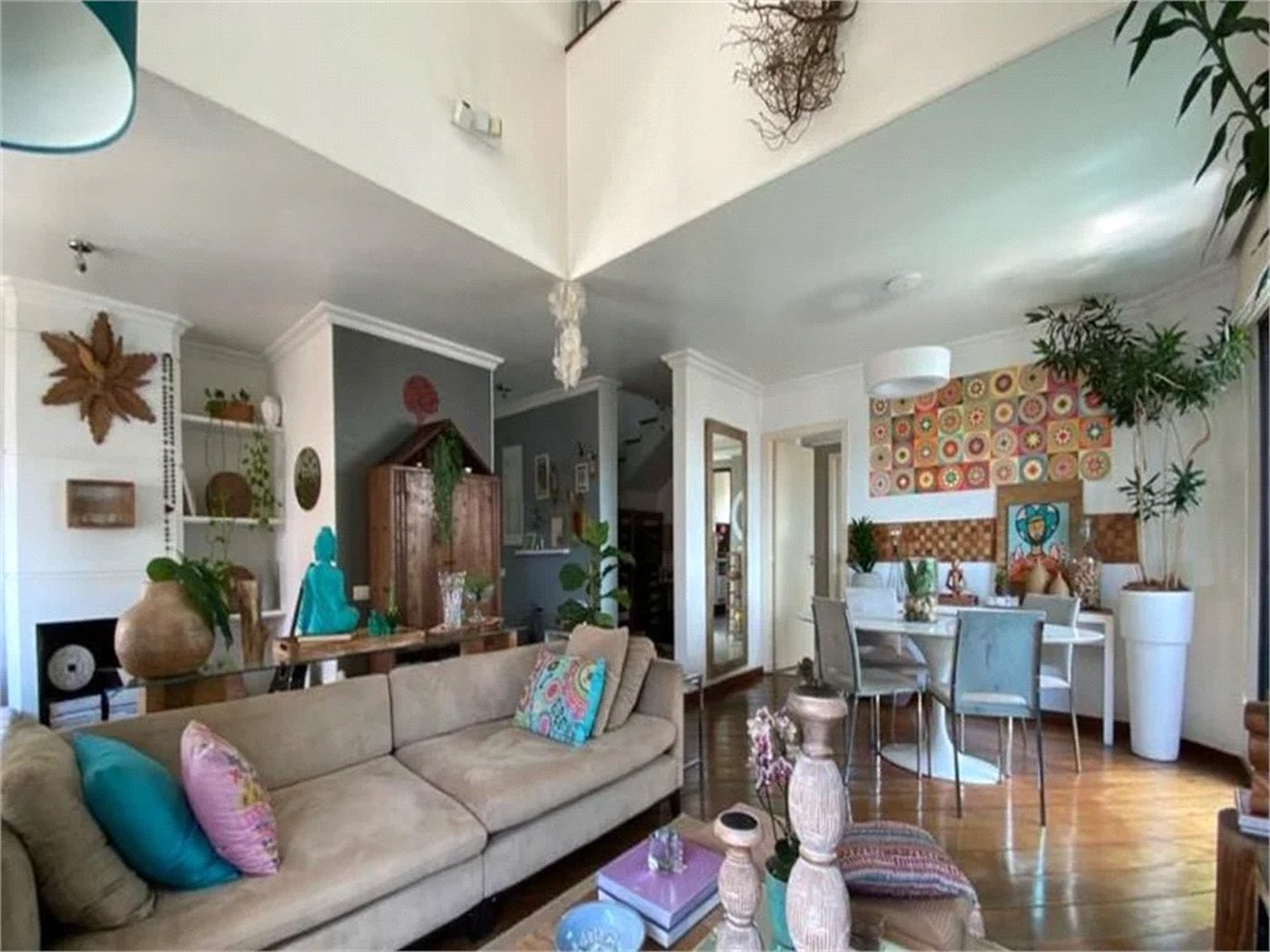 Apartamento à venda com 3 suítes em Vila Suzana, São Paulo, SP