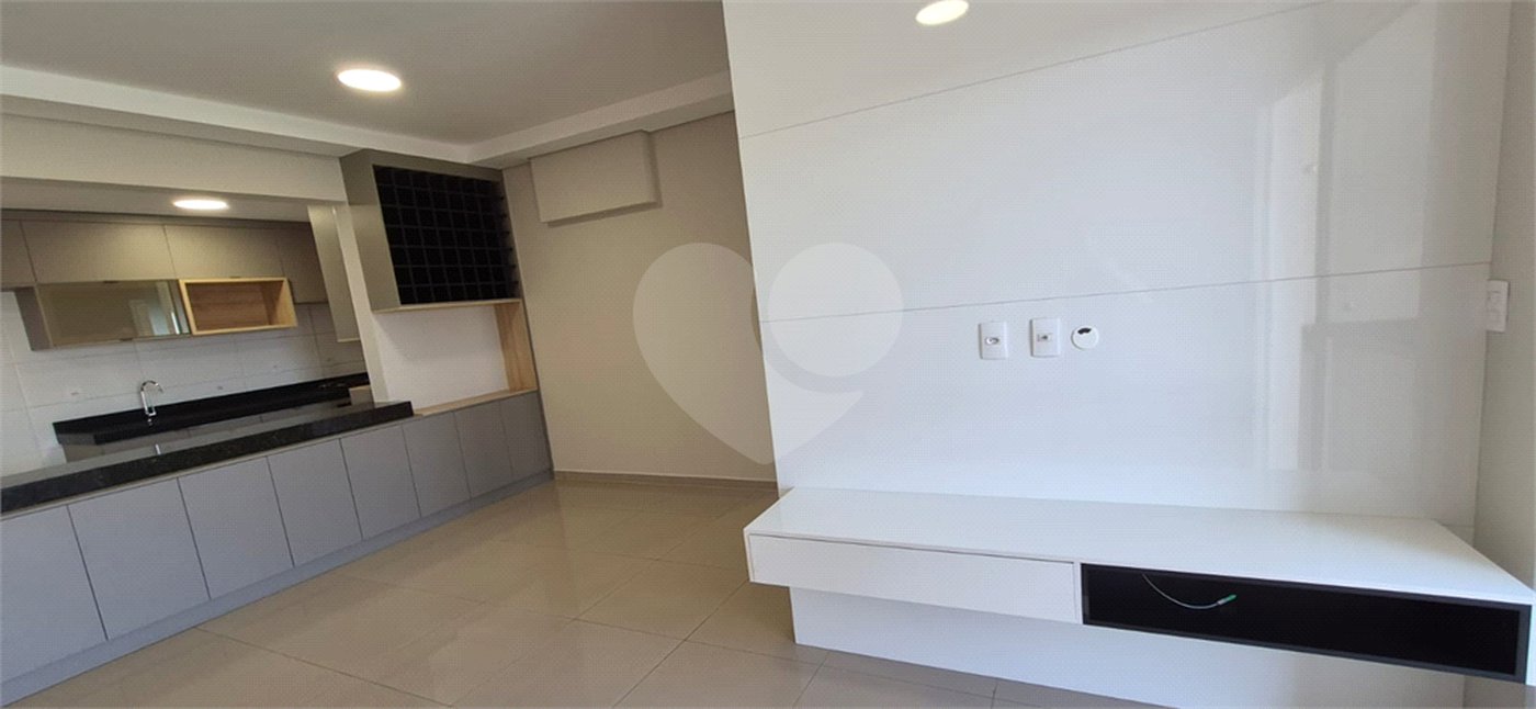 Apartamento à venda com 3 quartos, sendo 1 suíte, em Parque Campolim, Sorocaba, SP