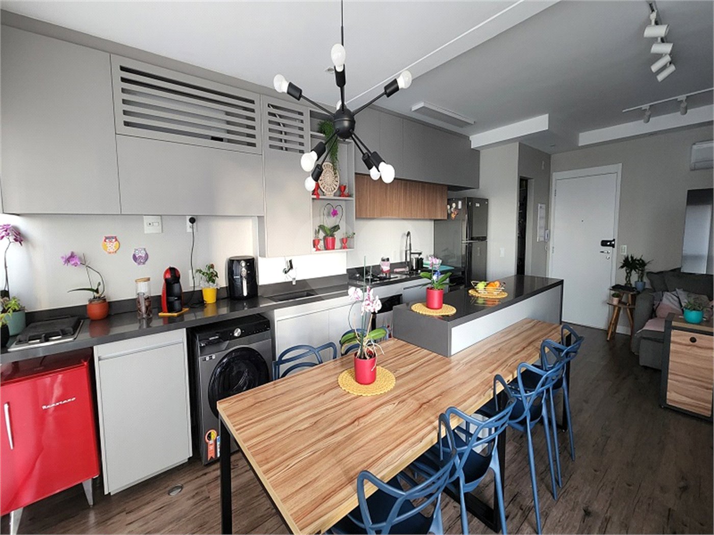 Apartamento à venda com 2 suítes em Vila Dom Pedro I, São Paulo, SP
