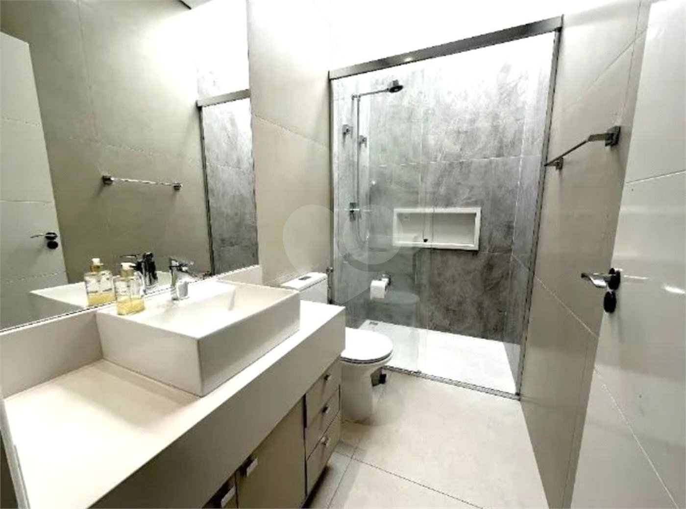 Casa à venda com 4 quartos, sendo 1 suíte, no condomínio Park Gran Reserve, Indaiatuba - SP