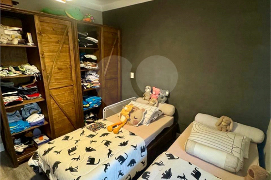 Sobrado à venda com 4 suítes em Vila Guilherme, São Paulo, SP