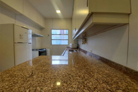 Apartamento com 4 dormitórios à venda, 120 m² por R$ 700.000,00 - Pitangueiras - Guarujá/SP