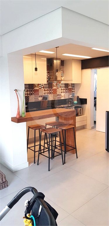 Apartamento à venda com 3 quartos, sendo 1 suíte, em Moema, São Paulo, SP