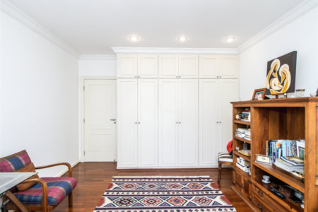 Casa à venda com 5 quartos, sendo 4 suítes, no condomínio Bounganville, São Paulo - SP