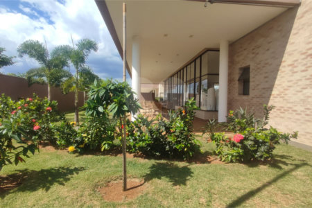 Lote à Venda em São Carlos, no Condomínio Villeneuve I