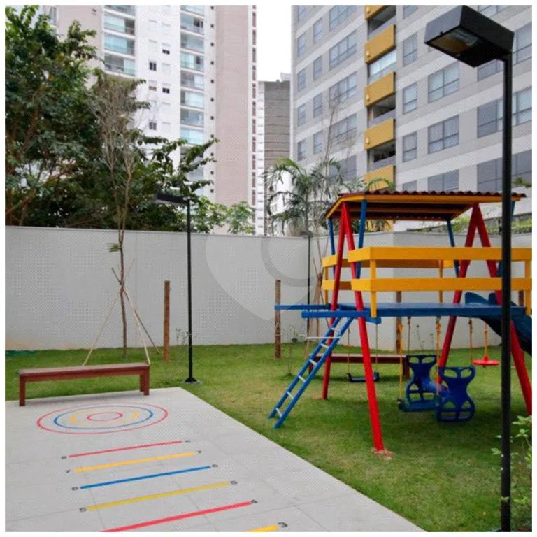 Apartamento à venda na Frei Caneca, 28 m², 1 quarto