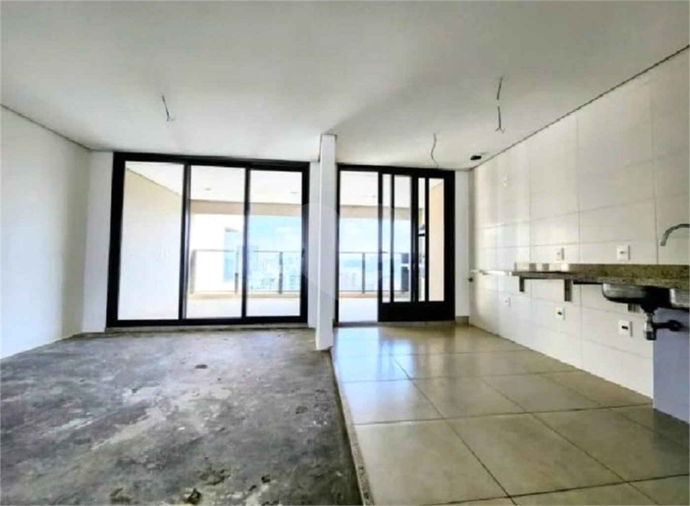Apartamento à venda com 3 suítes em Brooklin Paulista, São Paulo, SP
