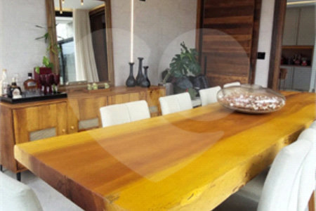 Casa à venda com 3 suítes no condomínio Figueira Garden, Atibaia - SP