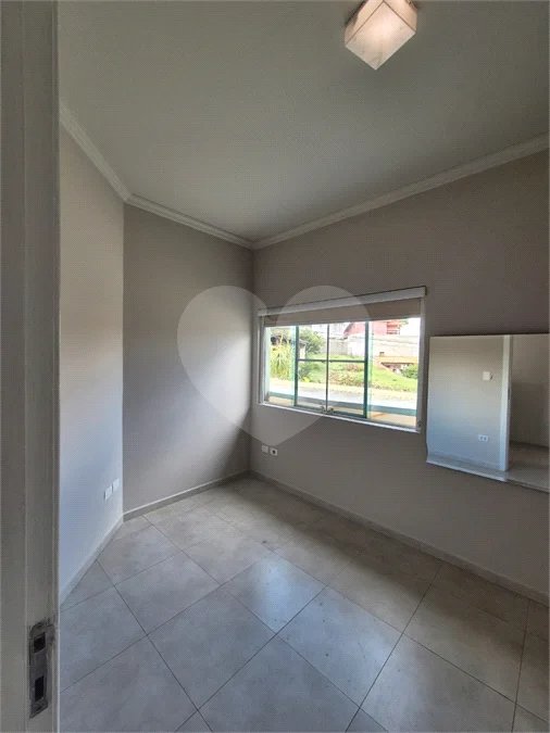Casa à venda ou para alugar com 3 quartos, sendo 1 suíte, no condomínio Villagio Capriccio, Louveira - SP