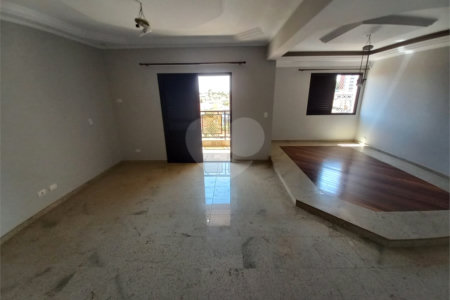 Duplex no Edifício Acapulco.