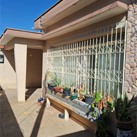 Casa à venda com 4 quartos, sendo 1 suíte, em Parque Boa Esperança, Indaiatuba, SP