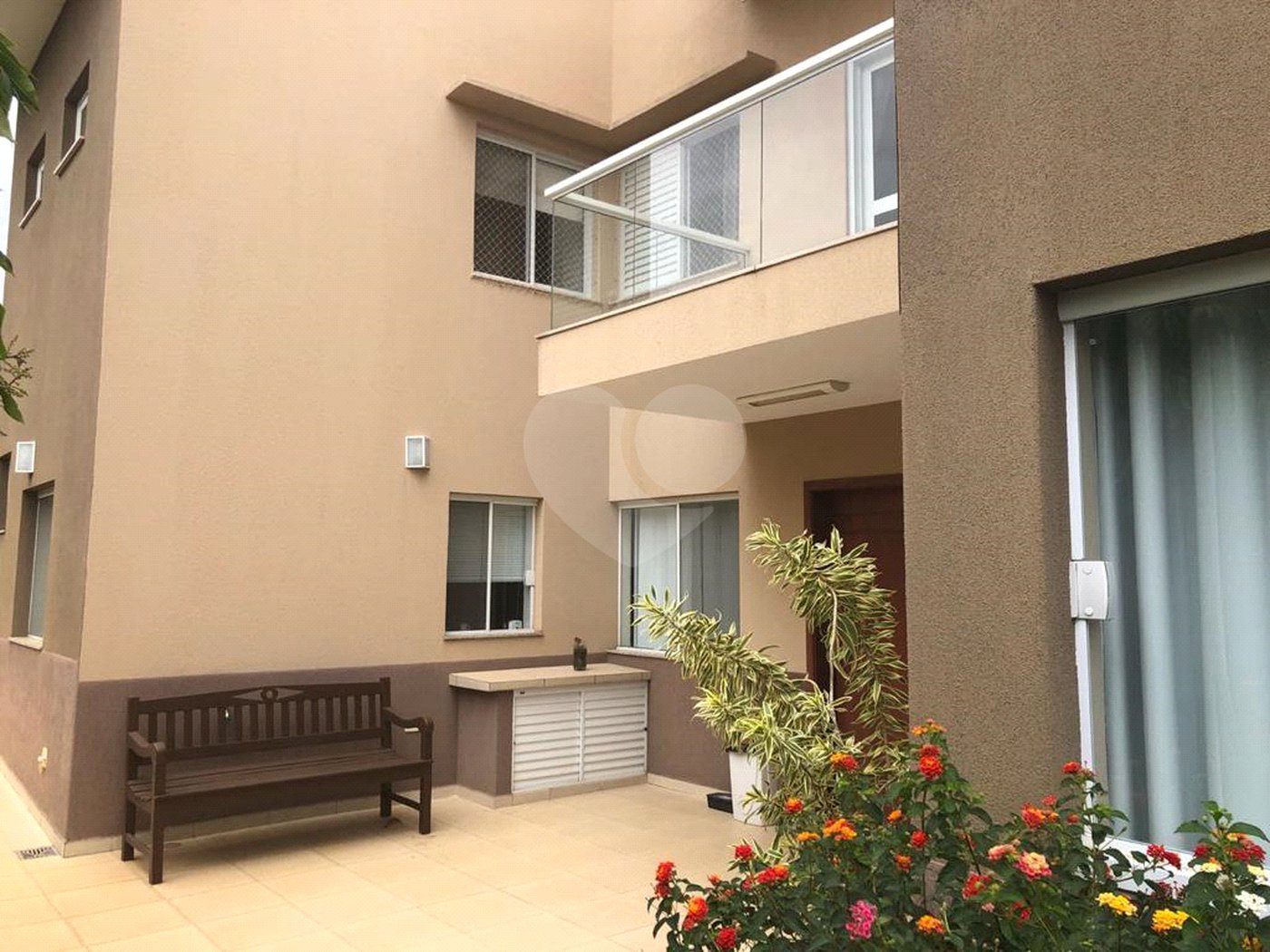 Casa à venda com 5 suítes no condomínio Terras de Mont Serrat, Salto - SP