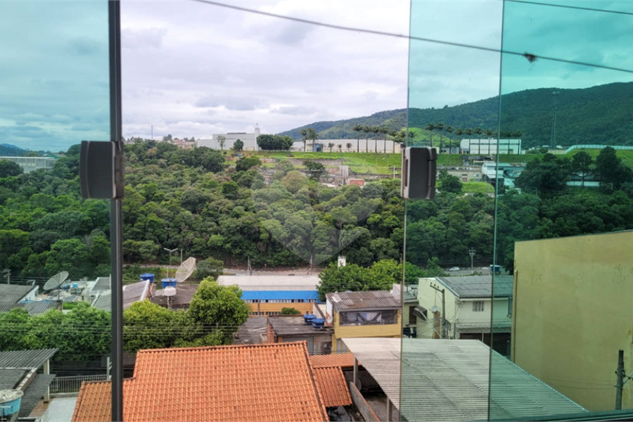Casa à venda com 6 quartos, sendo 2 suítes, em Laranjeiras, Caieiras, SP