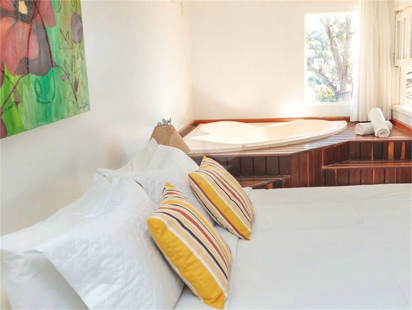 Hotel à venda com 46 suítes, em Portal da Ferradura, Armação dos Búzios, RJ