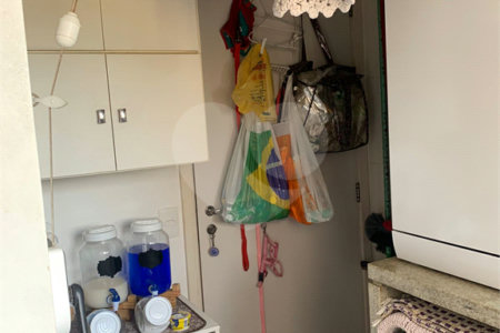 Apartamento à venda com 3 quartos, sendo 1 suíte, em Parque Santana, Mogi das Cruzes, SP