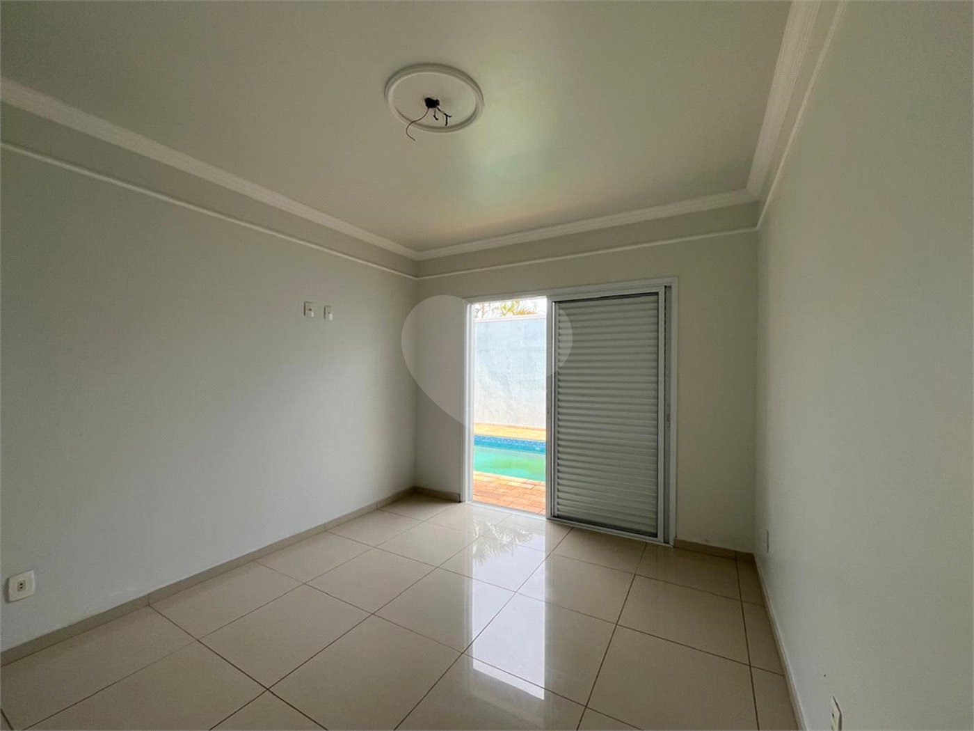 Casa à venda com 3 quartos em Jardim Alvorada, Itapetininga, SP
