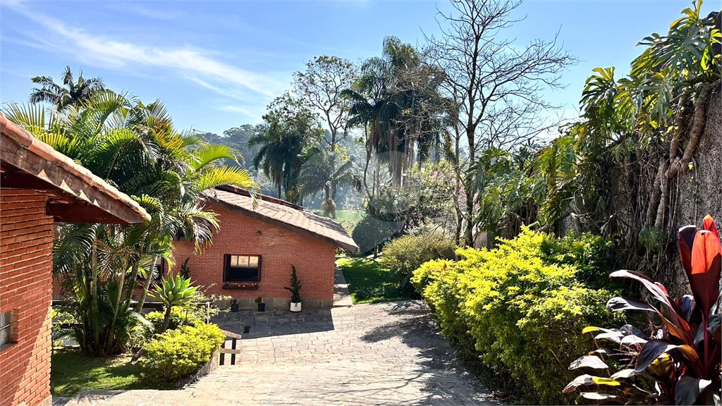 Casa à venda com 8 quartos, sendo 4 suítes, em Eldorado, Diadema, SP