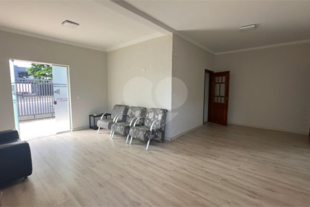 Casa à venda ou para alugar com 3 quartos, sendo 1 suíte,  em Cidade Nova I, Indaiatuba, SP