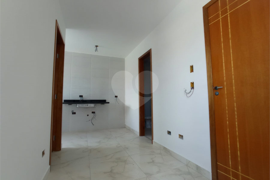 Casa à venda com 2 quartos no condomínio Regina, São Paulo - SP